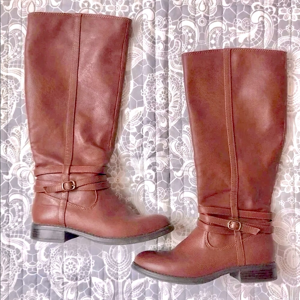 Lauren Conrad Size 5.5 Tall Faux Leather Brown Cognac Riding Buckle Strap Boots